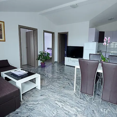 Apartament Mario